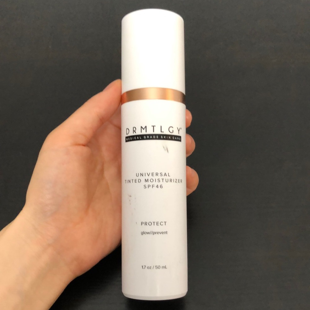 DRMTLGY Universal Tinted Moisturizer SPF 46